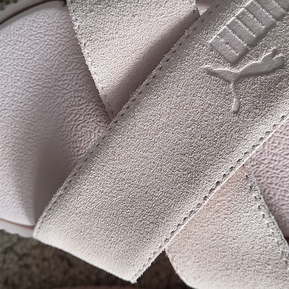 Puma Platform Slides - Picture 2 of 7